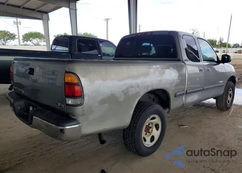 2001 Toyota Tundra Access Cab z USA, uszkodzony, nr VIN 5TBRT34181S172433